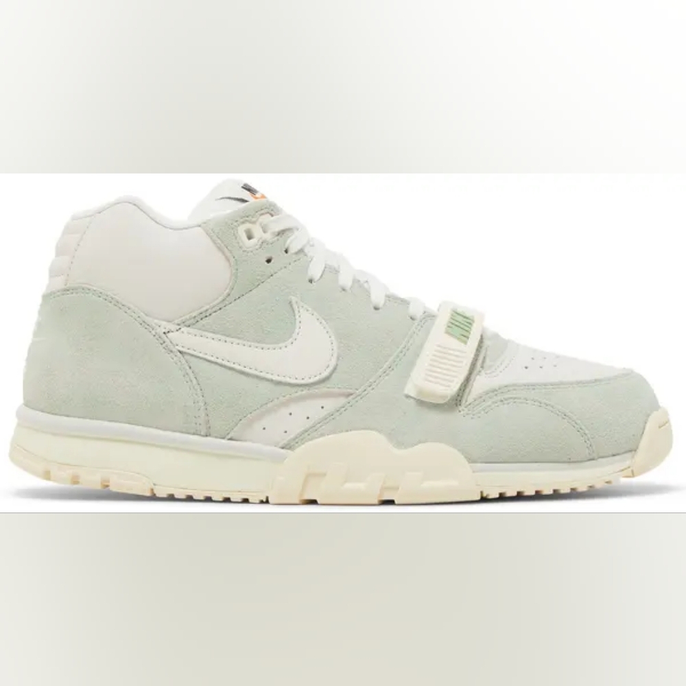 NIKE Air Trainer 1 Enamel Green/White Men's Size 7 Women's Size 9 NIB